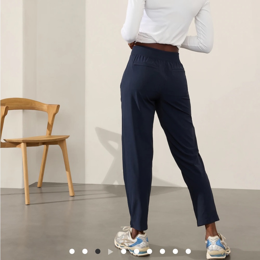 Athleta Navy Brooklyn Pant 🔥